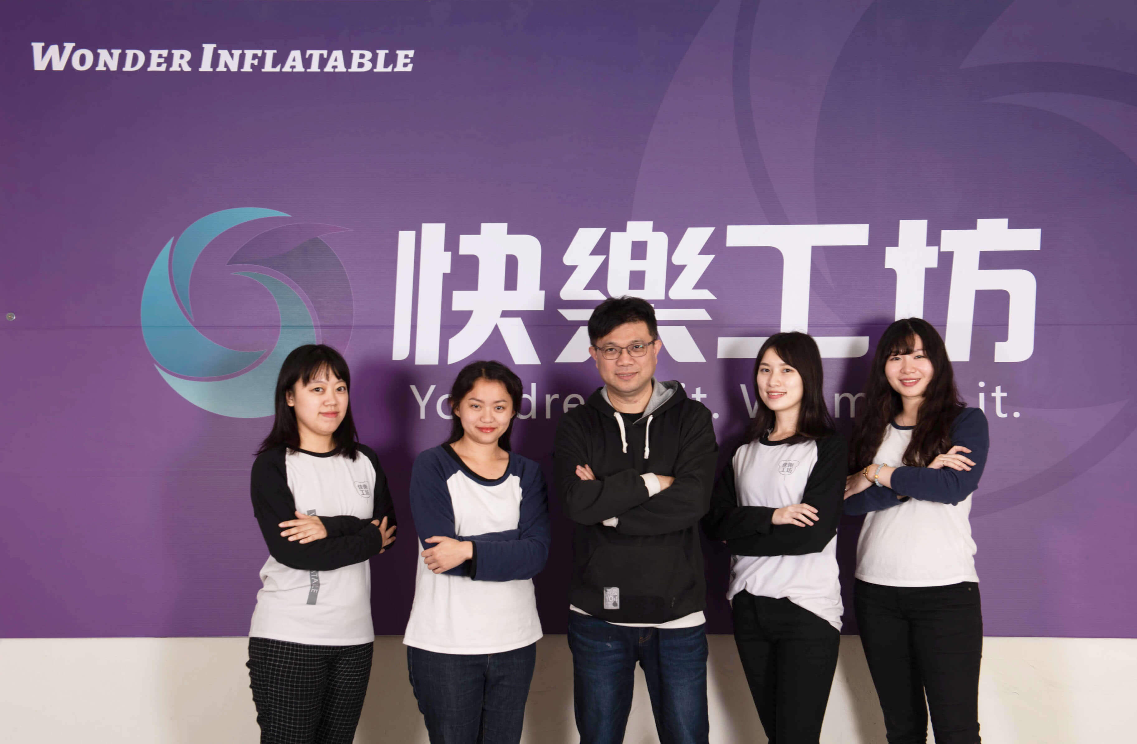 Wonder Inflatable Team Photo